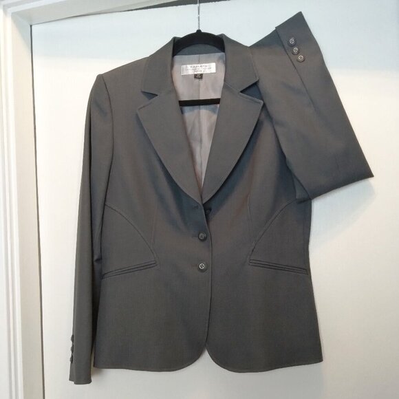 Tahari Arthur S Levine Petite Light Charcoal Grey Stylish Peplum Blazer Sz 6P - Picture 10 of 10